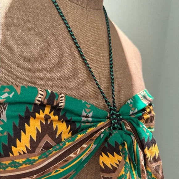 ALICE & OLIVIA Printed Strapless Crop Top - Picture 3 of 7